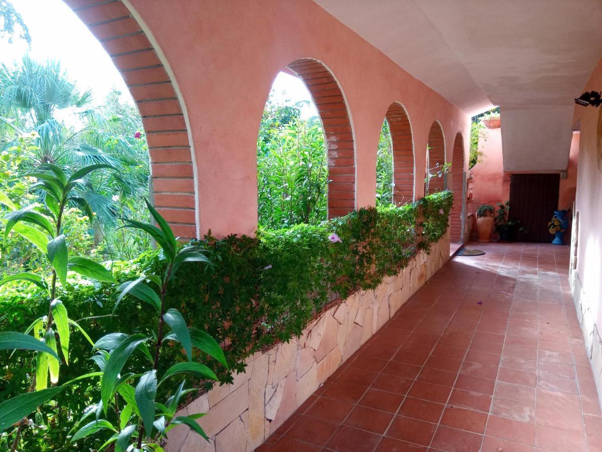 Villa Corrias Siliqua Екстер'єр фото