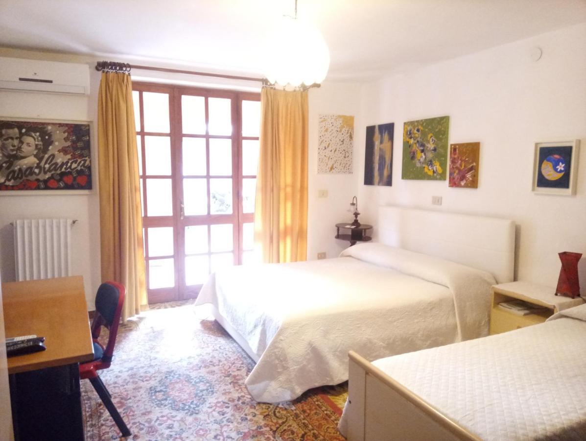 Villa Corrias Siliqua Екстер'єр фото