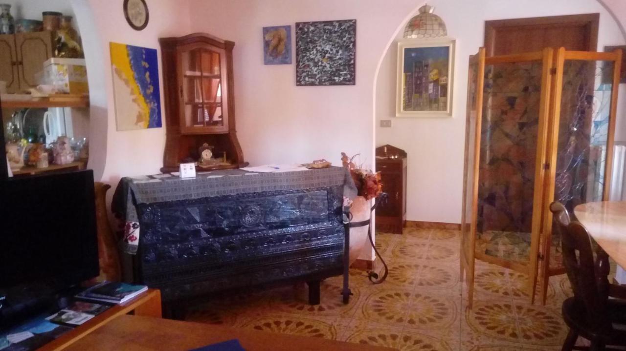 Villa Corrias Siliqua Екстер'єр фото